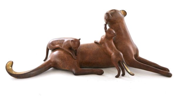 Loet Vanderveen “Cheetah & Babies, Reclining – Limited Edition Bronze Sculpture